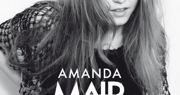 SWEDISH INDIE POP PRINCESS AMANDA MAIR